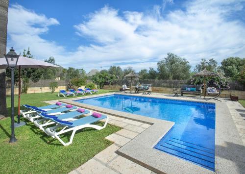 Owl Booking Villa Can Barrio - Family and Friends