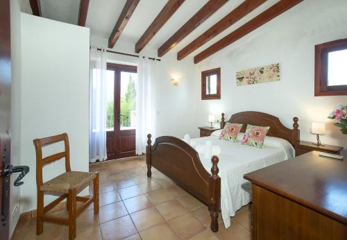 Owl Booking Villa Can Barrio - Family and Friends