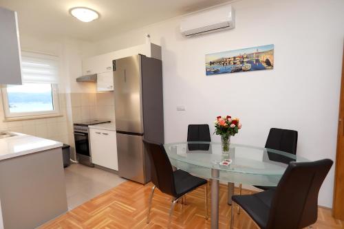 Apartment Marina