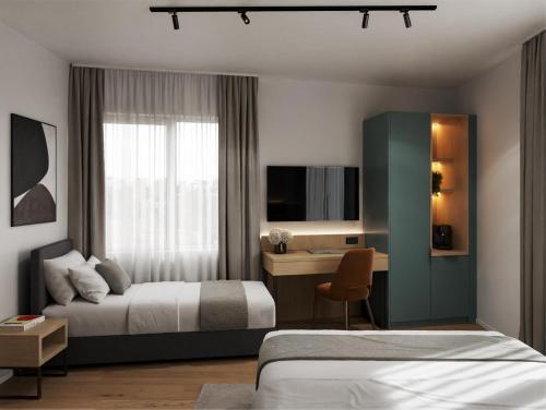 una habitación de hotel con una cama y un escritorio en Tailormade Hotel AL GIARDINETTO Biasca, en Biasca