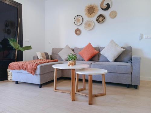 Cozy-Central Apartment4