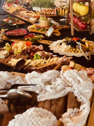 Makanan di atau berdekatan perkhemahan mewah