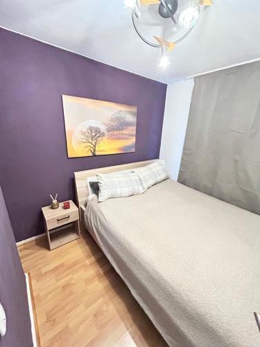 Ένα ή περισσότερα κρεβάτια σε δωμάτιο στο Apartment Central Hemer 35 qm