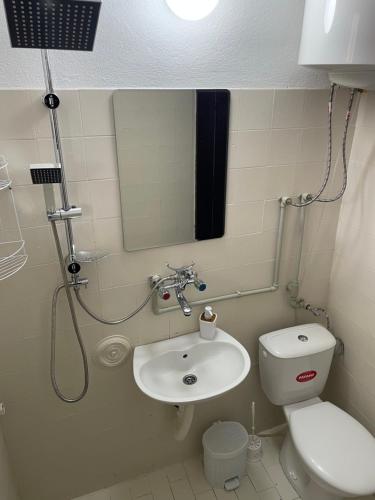 Bany a TOMATO Apartment