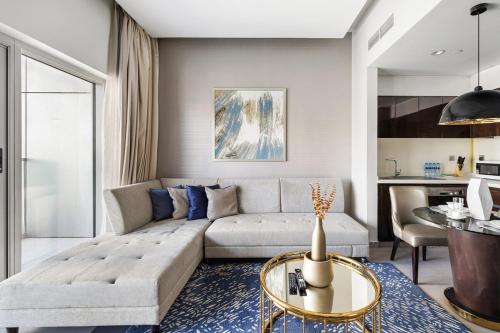 Luxury Unit High Floor Damac Majestine