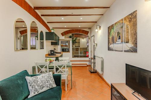 Santa Croce Historic Home - Authentic Florence