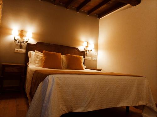 Postel nebo postele na pokoji v ubytování Vila As Pedras