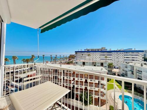 Pedro apartment -Terraza + vistas al mar + piscina