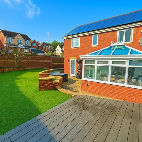 a house with a deck with a solarium at Bright and Spacious Blackwood Home 4 Bedroom Sleeps 8 in Blackwood