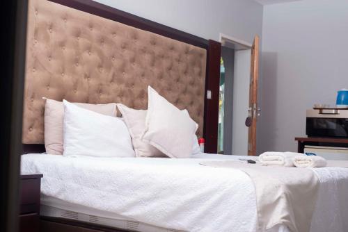 Comfort-driven hotel rooms in Hazeldene - 2335