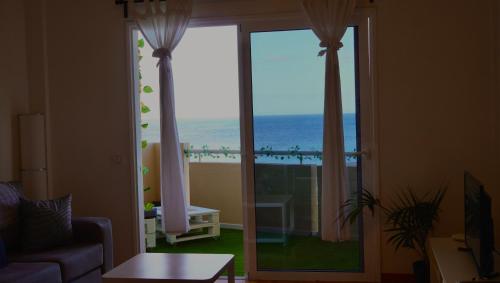 Apartamento con vista frontal al mar