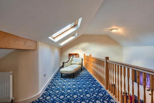 Ένα ή περισσότερα κρεβάτια σε δωμάτιο στο Finest Retreats - Cob Barn, Great Houndbeare Farm