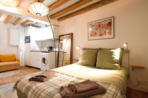 Charming Apartment in Notre-Dame