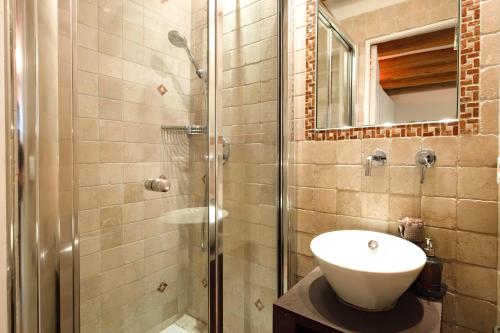 Charming Apartment in Notre-Dame