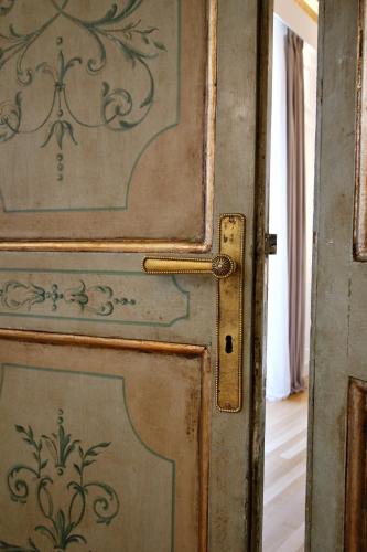 Palazzo Goldoni Condotti Collection photo 102