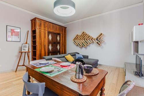 Florence Pop House - Spacious Apartment with Vintage Charm