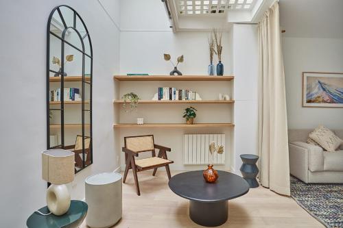 Apartment Le Marais Centre de Paris by Studio Prestige