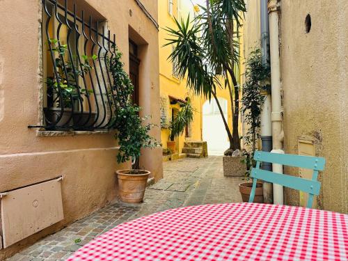 B005-Charmant appartement au coeur du Suquet