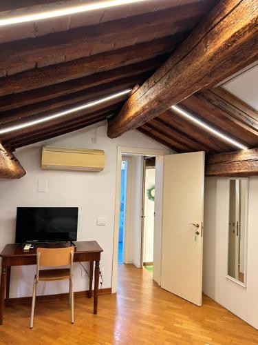 TV a/nebo společenská místnost v ubytování Chez Madame