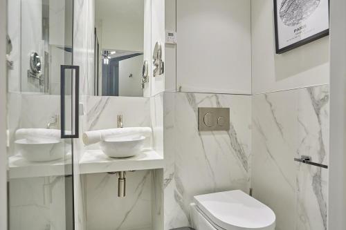 Apartment Notre Dame de Paris by Studio prestige