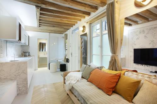 Apartment Le Marais by Studio prestige