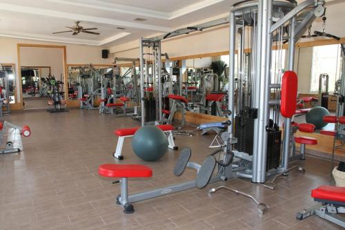 Γυμναστήριο ή/και όργανα γυμναστικής στο FAKHARA Hostel