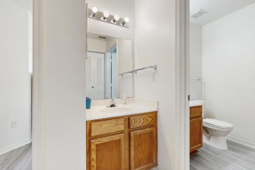 Et badeværelse på Coconut Bungalow #103