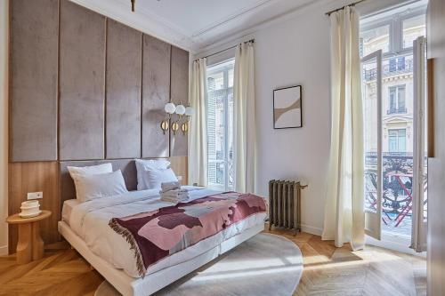 Apartment Opera Vendome by Studio Prestige