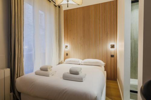 Superb duplex 1 bedroom Center of Paris