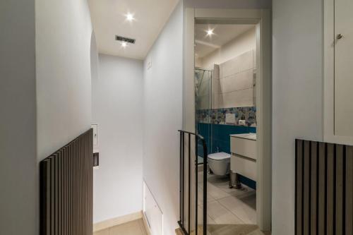 GuestHost - Alla Scala Santa Apartment