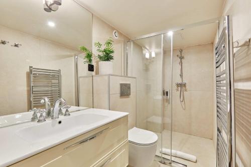 Cozy Apartment Center of Paris