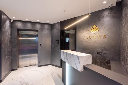 Hotel Lotus