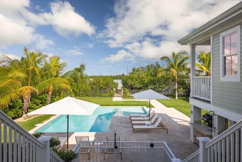 Πισίνα στο ή κοντά στο Mirador House -Pool & Dock!