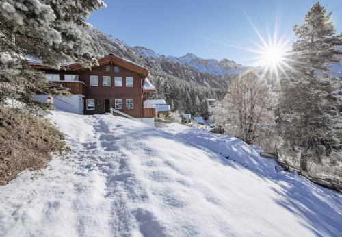 Chalet Ledihus Garden Apartment
