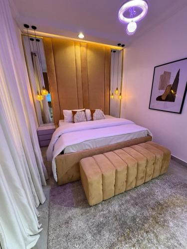 Ένα ή περισσότερα κρεβάτια σε δωμάτιο στο Swanky Spaces