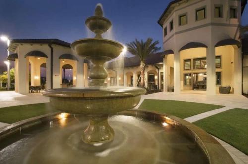 8BR Resort - Cinema, Themed Rooms, Jacuzzi & Game Room! photo 154