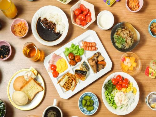 Jídlo v hotelu nebo okolí