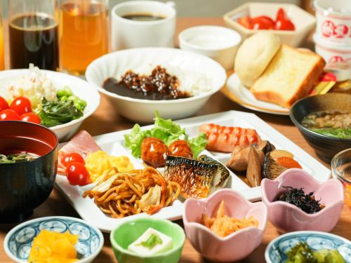 Jídlo v hotelu nebo okolí