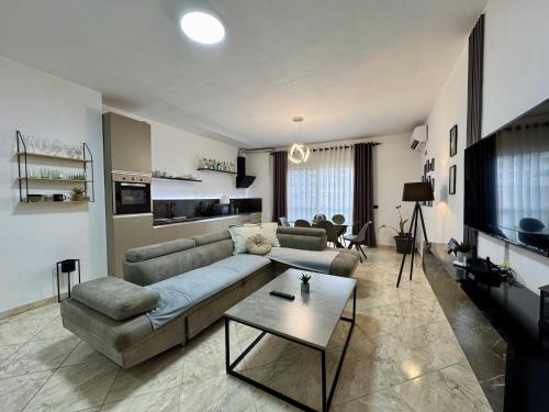 Spacious Family Apartment in City Center
