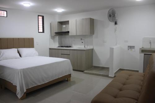 Η κουζίνα ή μικρή κουζίνα στο Hotel Ces