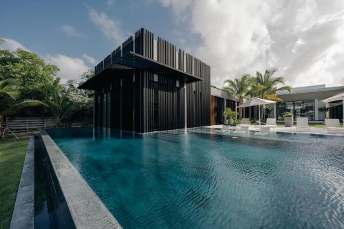 Бассейн в Luxury Portus Villa with Private Pool или поблизости