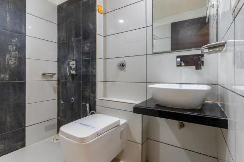 Un baño de Hotel Summit