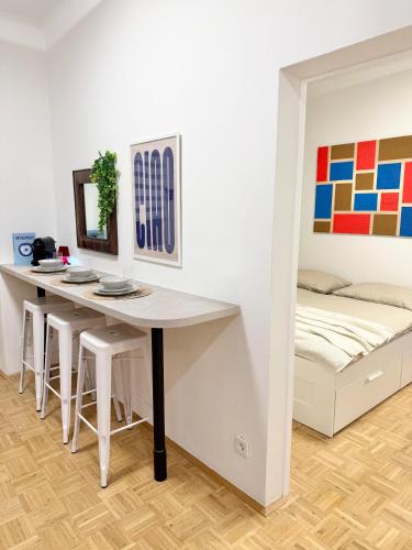 M8 ParkSide Studio One
