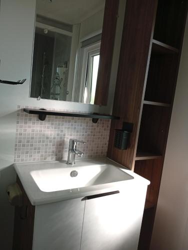 Spacieux mobil home 40 m2 tt conf 5 p