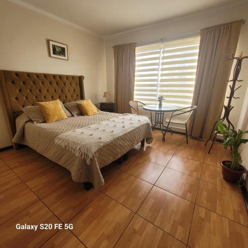 Postel nebo postele na pokoji v ubytování Donde Gabriel Hostal