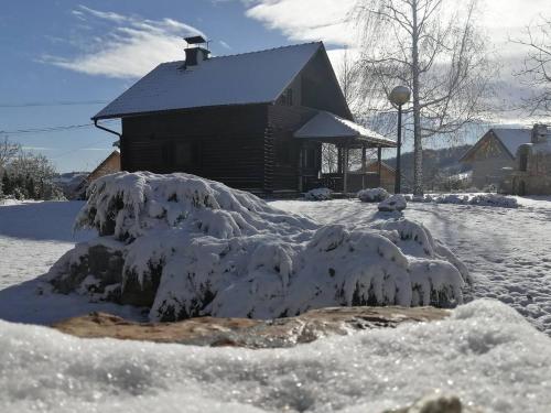 Το Brvnara Nenadić τον χειμώνα