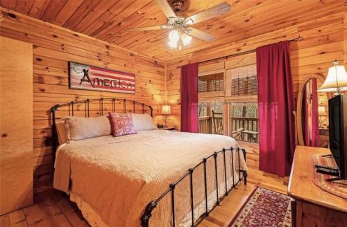 Ένα ή περισσότερα κρεβάτια σε δωμάτιο στο Mountain Heaven