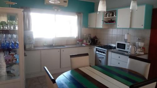 Η κουζίνα ή μικρή κουζίνα στο Luna Nueva