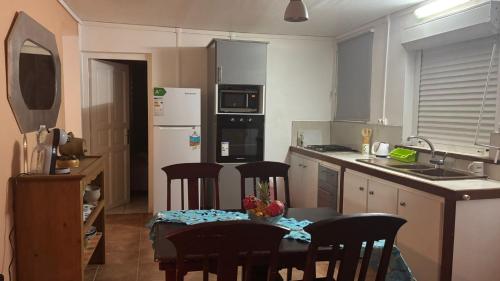 Η κουζίνα ή μικρή κουζίνα στο Douce Évasion