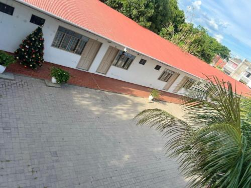 Το κτήριο όπου στεγάζεται  το ξενοδοχείο διαμερισμάτων